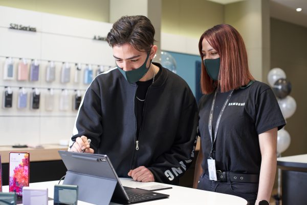 Samsung RG 3 Samsung RG 3